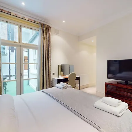Stunning 2Bd Flat In South Kensington With A Patio Apartment London Exterior photo