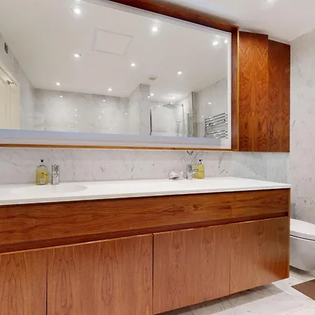 Stunning 2Bd Flat In South Kensington With A Patio Apartment London Exterior photo